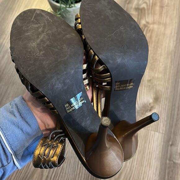 NWT STEVE MADDEN BRONZE WOVEN STRAPPY HEELED SANDALS SIZE 8 - Picture 6 of 7